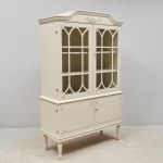 1740 9177 Vitrinskåp